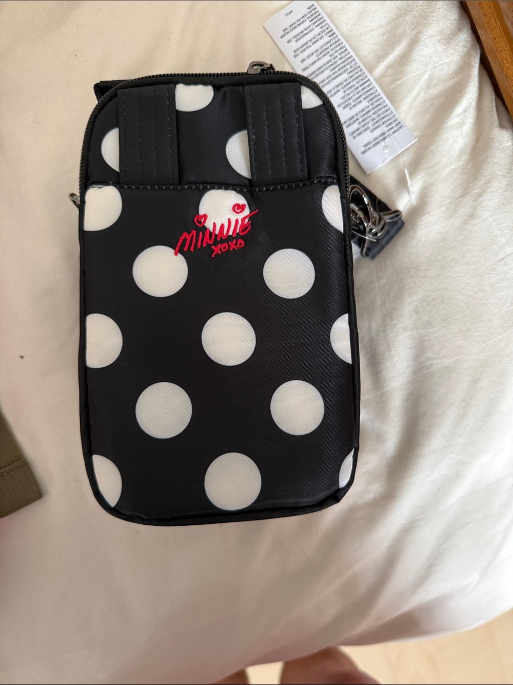 lug Disney Parks Minnie Mouse Black Red Crossbody Bag - Picture 2 of 3